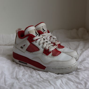 Jordan 4 Retro Alternate Retro
