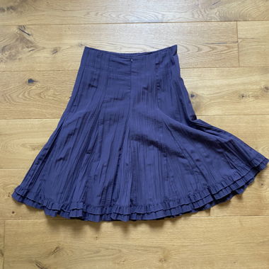 purple skirt