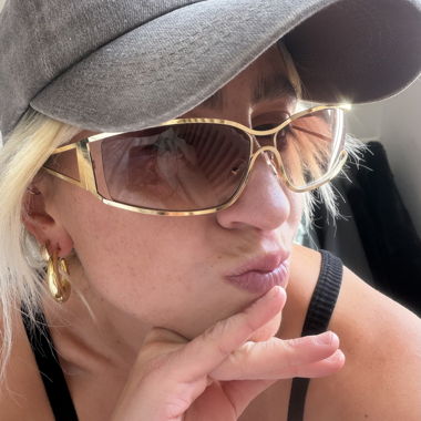 Lunettes de soleil dorées
