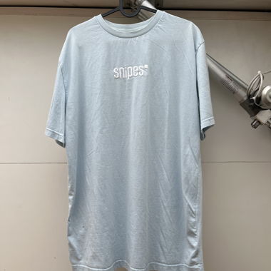 Snipes Shirt light blue with a stain