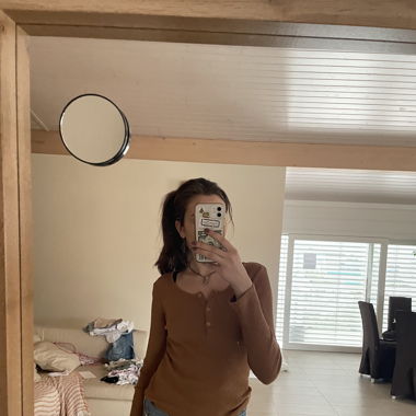 Long sleeve t-shirt