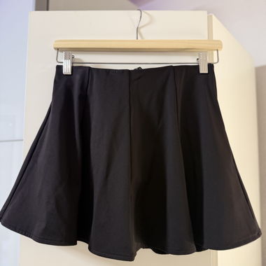 Jupe mini de sport noire