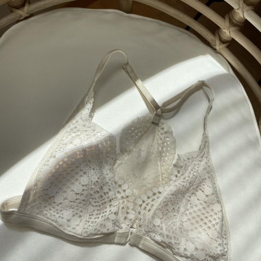 Victoria's secret bralette in cream white