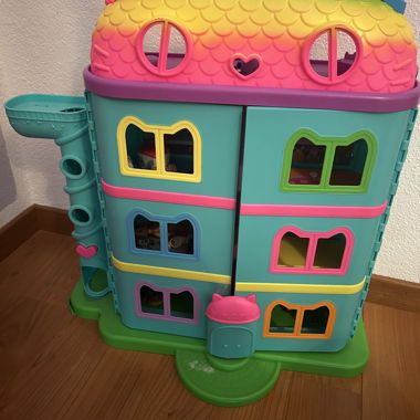 Bunte Puppenhaus