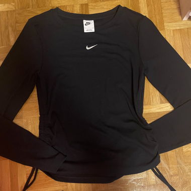 NIKE BLACK TOP