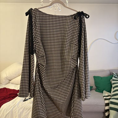 Robe à carreaux avec nœuds