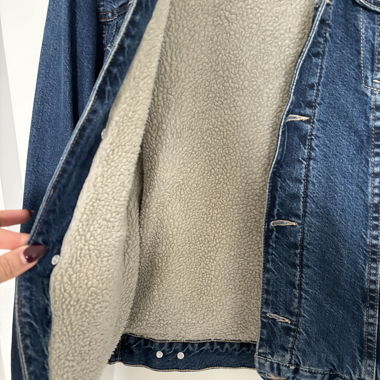 Giacca in jeans foderata in sherpa