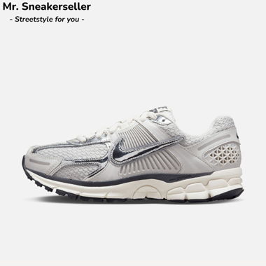 Nike Zoom Vomero 5 Photon Dust Metallic Silver
