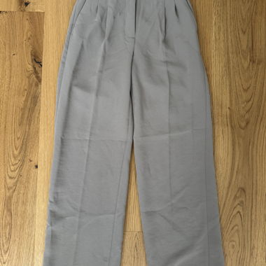 Aritzia The Effortless Pant