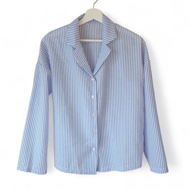 Chemise rayée bleu-blanc avec col revers