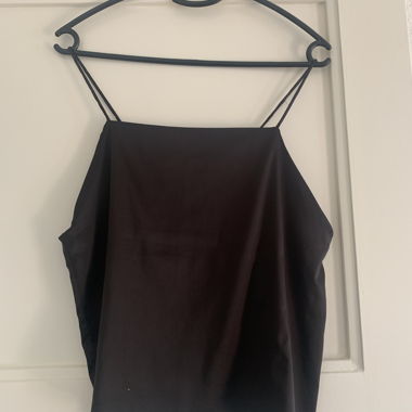 Top noir effet soie ZARA
