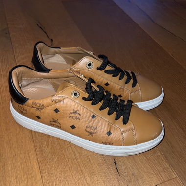MCM Sneaker