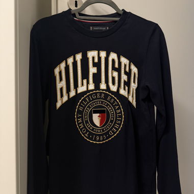 Felpa Tommy Hilfiger scura