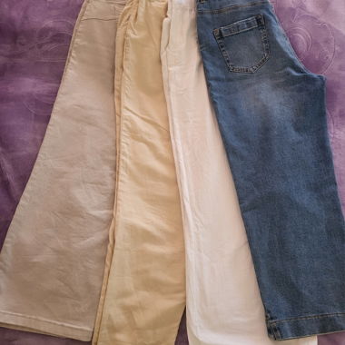 Mix di pantaloni/jeans