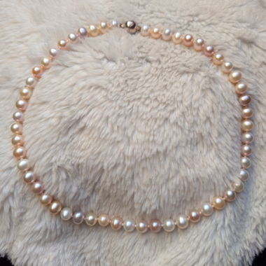 Collier de perles d'eau douce aux superbes couleurs