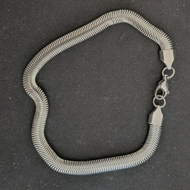 Bracciale in metallo color argento