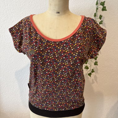 T-shirt à manches courtes unique