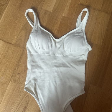 Bodysuit with bra inserts