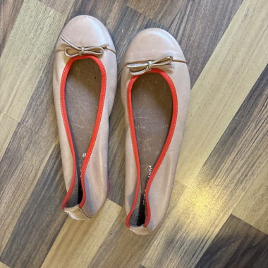 Beige Ballerinas