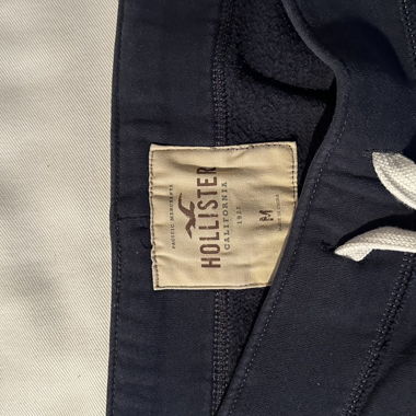 Short Hollister bleu marine à cordon
