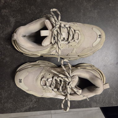 Balenciaga Triple S T38
