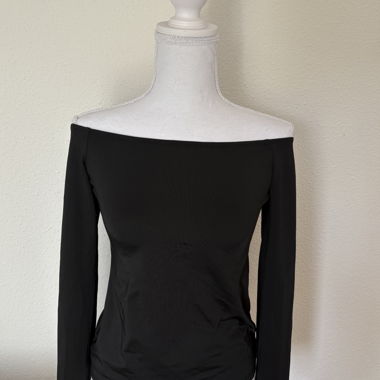 Top nero spalle scoperte - S/M