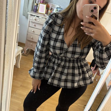 Camicia a Quadri con Maniche a Mongolfiera