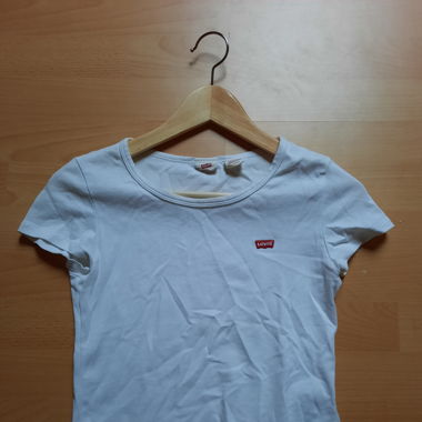 T-shirt Levis