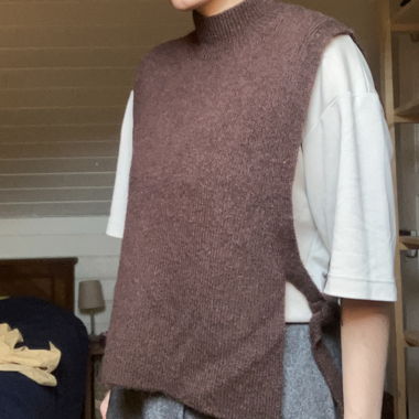 Sleeveless sweater & Other Stories wool