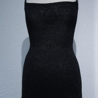 robe noire scintillante