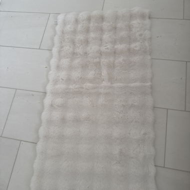 Tappeto bianco soffice