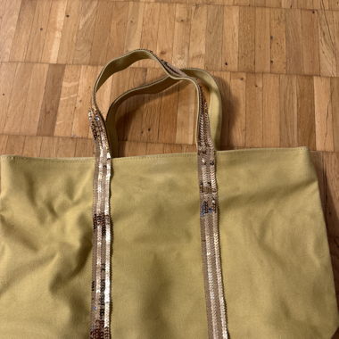 Handtasche