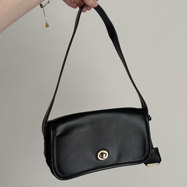 Schwarze Schultertasche