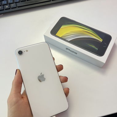 iPhone SE 64 GB