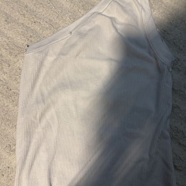 Scoperto sulla schiena