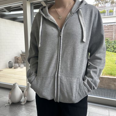 Grauer Zip-Hoodie von Cedar Wood State