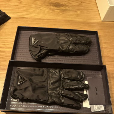 Prada Lederhandschuhe