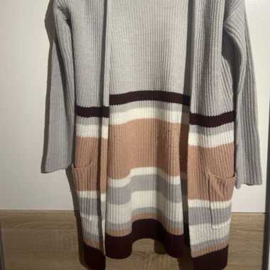 Strickjacke lang