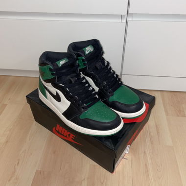 Nike Air Jordan 1 Retro High OG Grün / Schwarz