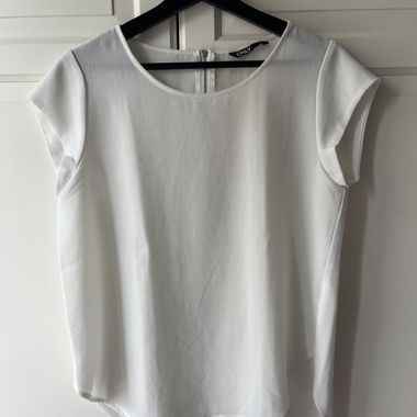 Blusa bianca ONLY con zip