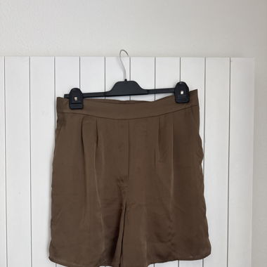 Short fluide