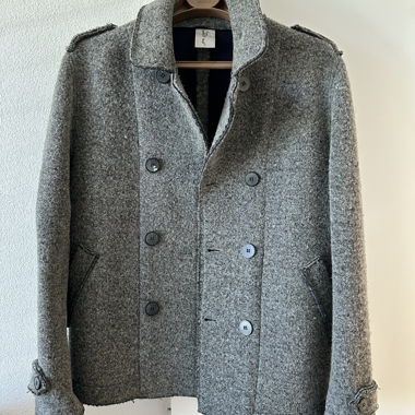Graue Wolljacke 