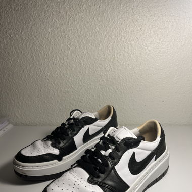 Nike Air Sneakers – Black & White, UK 5.5 / EU 39