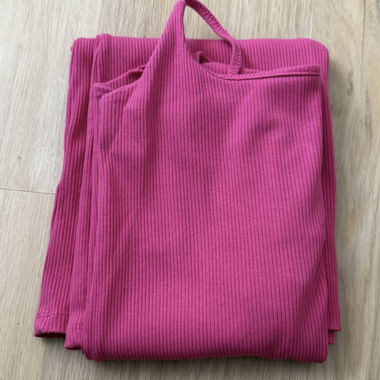 Abito rosa con spalline