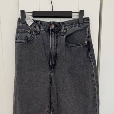 Black Levis Jeans