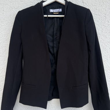 Blazer nero di MANGO