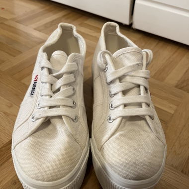 Scarpe superga