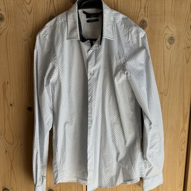 Chemise à motifs
