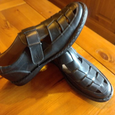 Black Sioux Leather Sandals