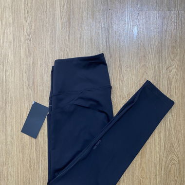 Arcteryx Essent High-Rise Legging 26" W - Size 12
